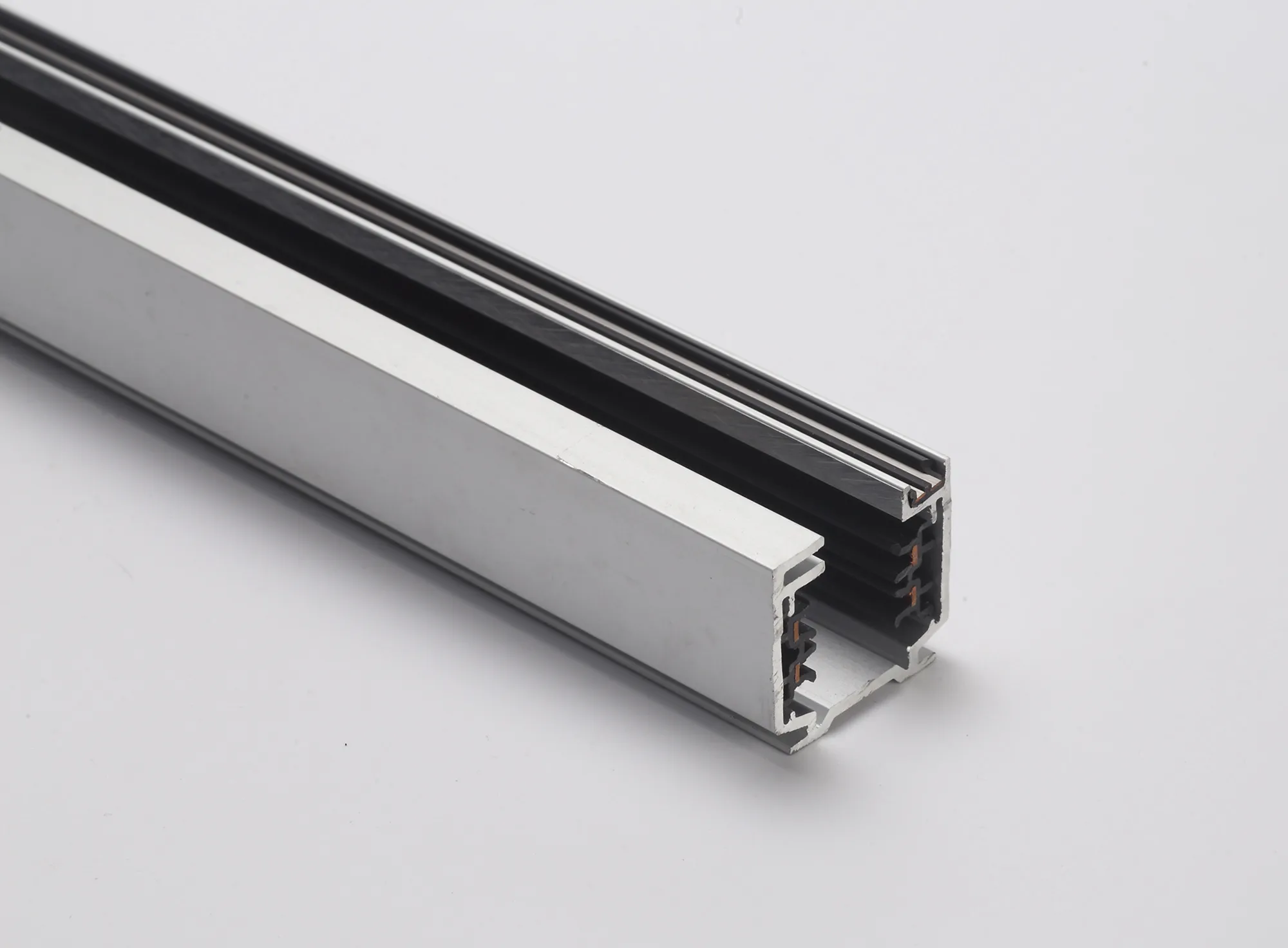 2m Silver Anodised Aluminium Surface Mounted Track 36 x 32mm With Data Bus 225-203  Eutrac 3 Circuit Surface/DB